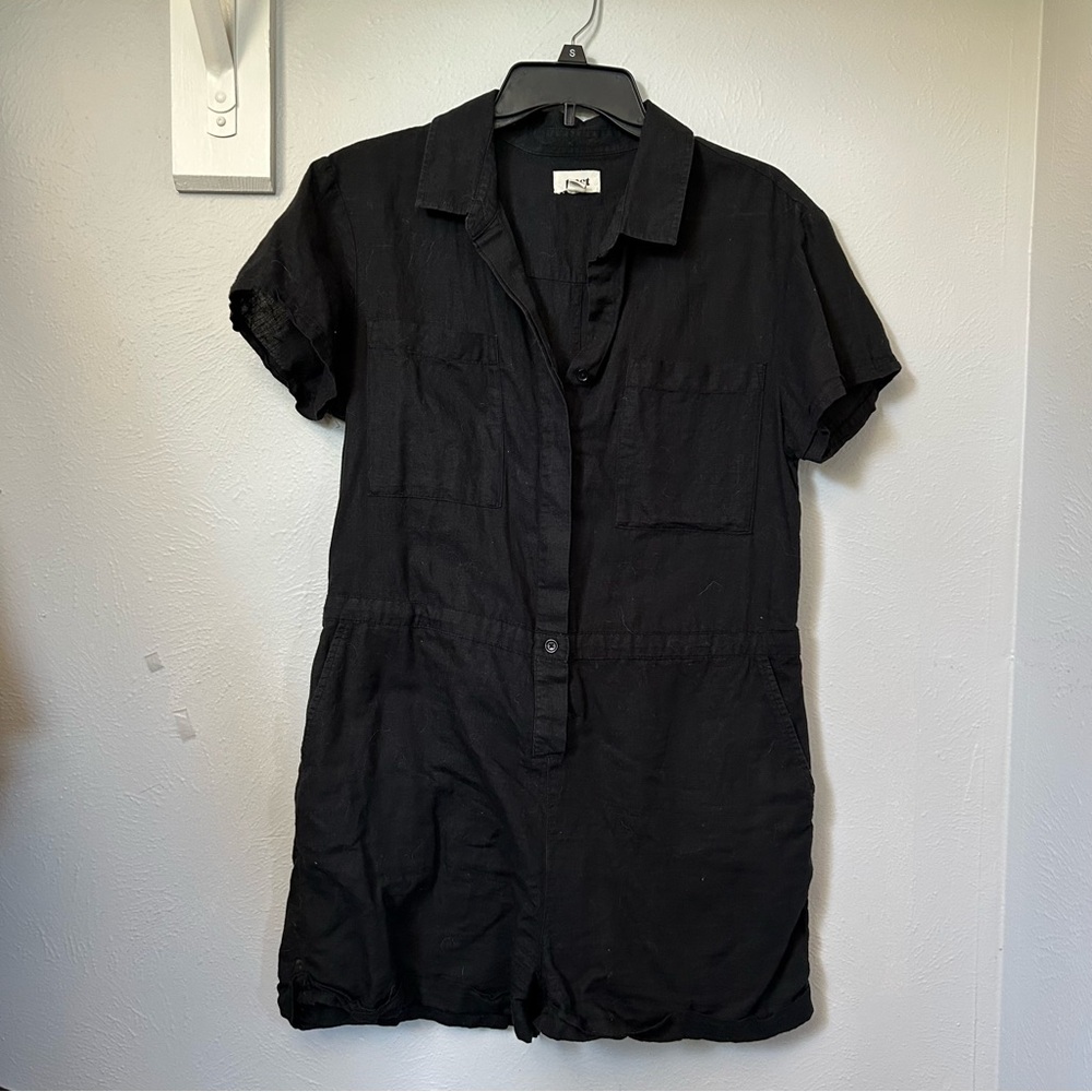 Pact‎ Women's Size medium black The Harbor Short Romper organic cotton shortalls